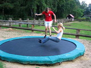 trampolin02
